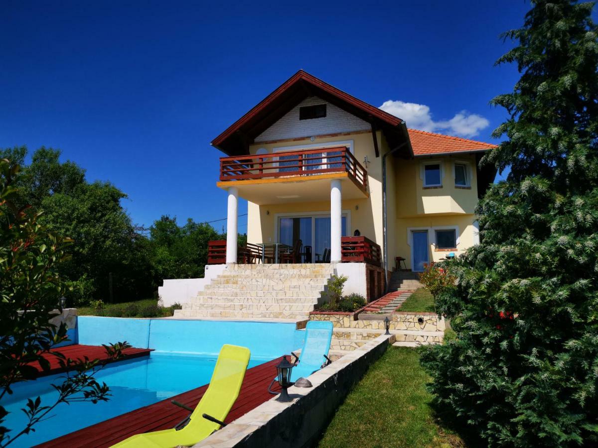 Villa Somlyo Fot Kültér fotó